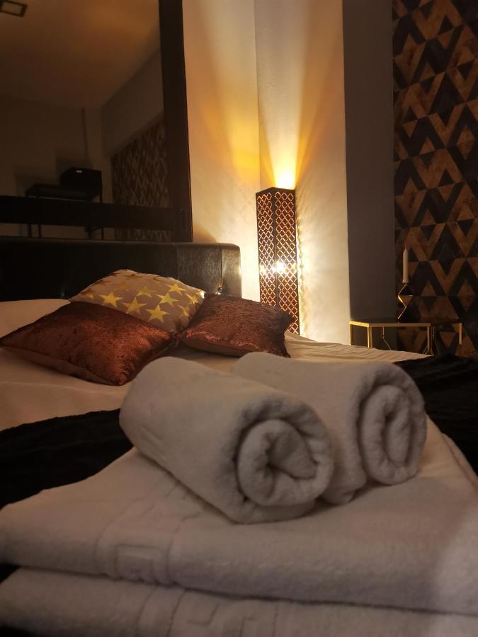 Chic Boutique Apart Sinaia Luaran gambar